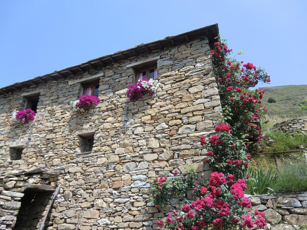 Hotel Agriturismo La Fontana Dell'Olmo Molini di Triora Exteriér fotografie