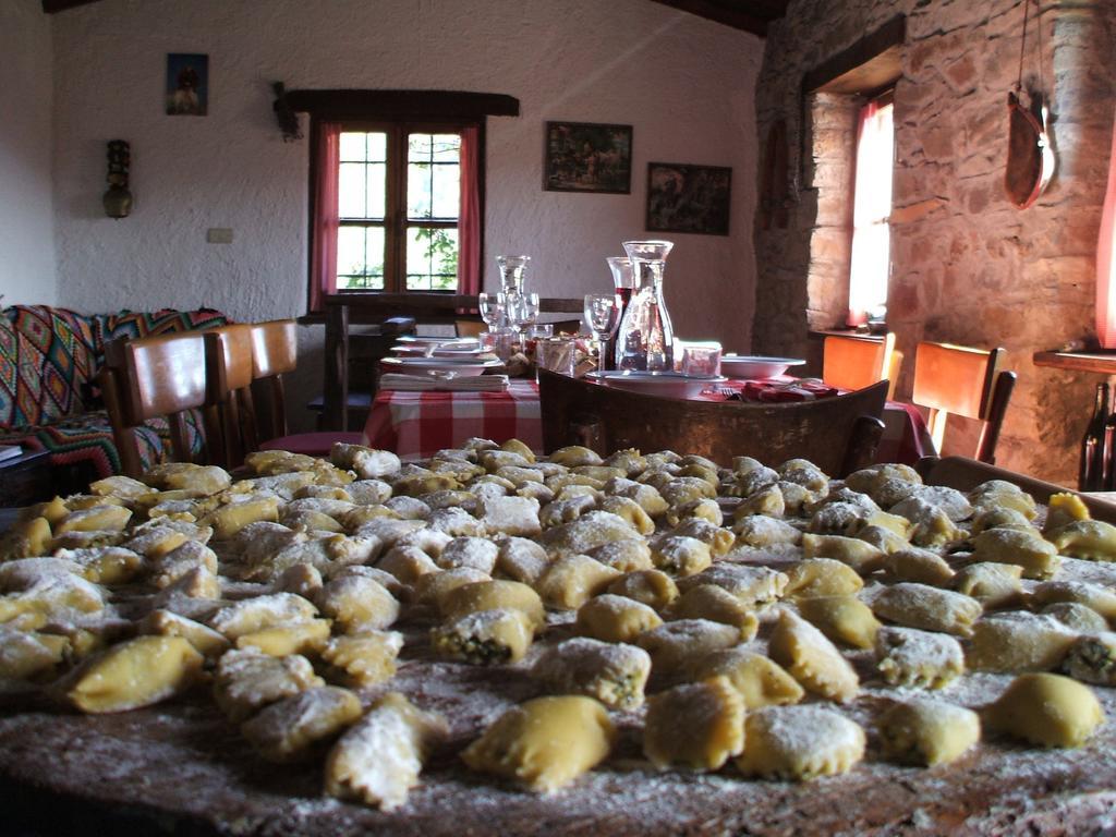 Hotel Agriturismo La Fontana Dell'Olmo Molini di Triora Exteriér fotografie